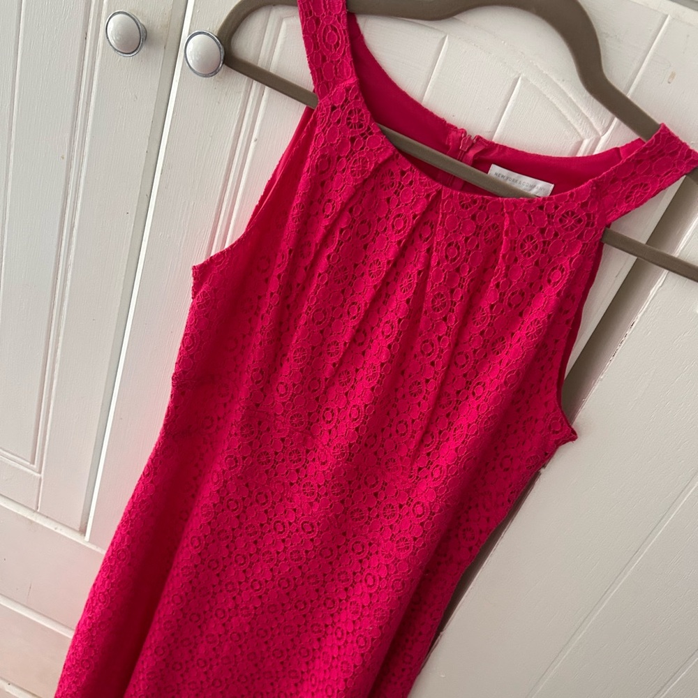 EUC New York & Company Fuchsia Lace Dress, Sleeveless with Lining, Zipper Back - Picture 2 of 9